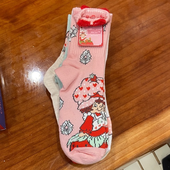 Accessories - Strawberry Shortcake Themed Socks (5 PAIRS)